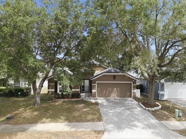 1st image of 553 Maidenhair Ct, Orange City, FL 32763 | MLS# V4948795