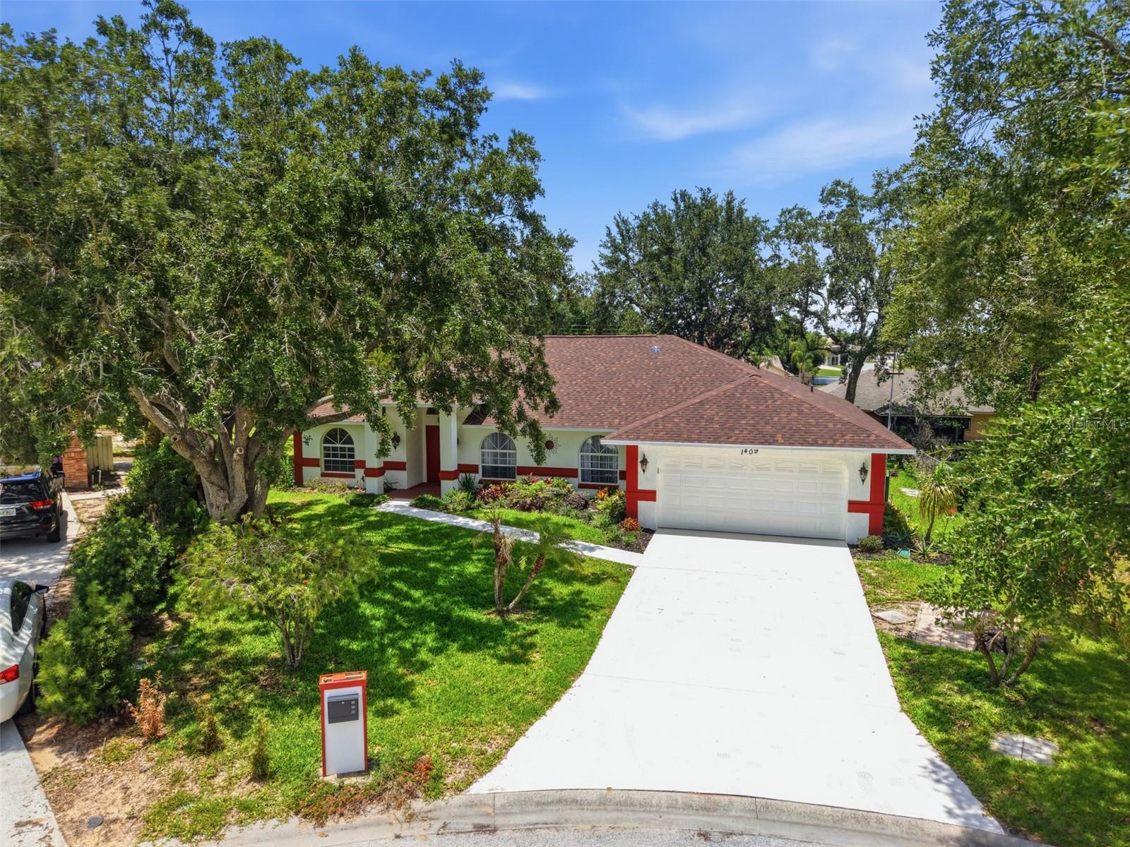Homes for sale in Lake Wales, FL | 1409 Covington Ct, Lake Wales, FL 33853 | MLS# A4691943