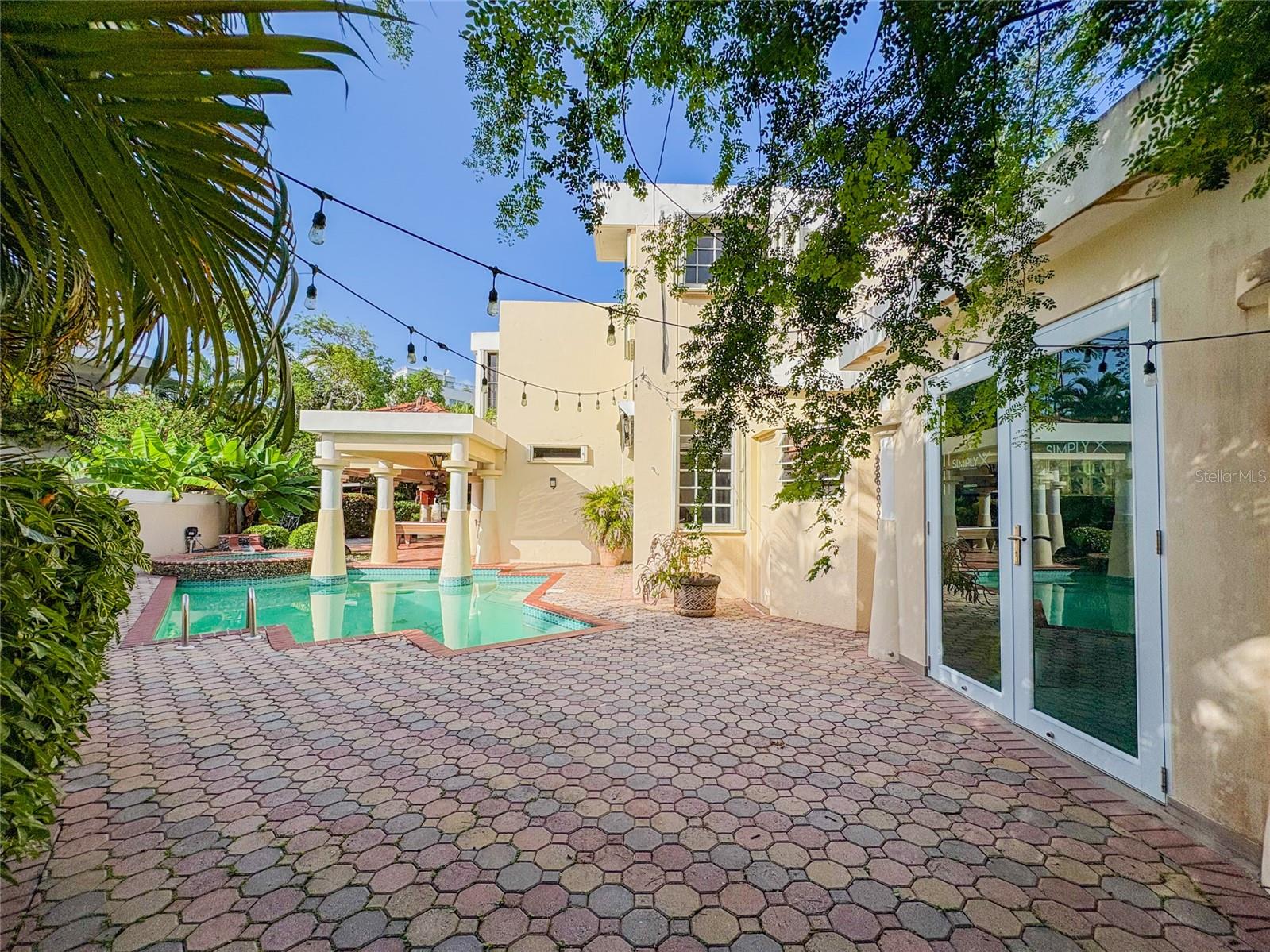 Homes for sale in San Juan, PR | 21 Pque Tivoli | Paseo Del Parque, San Juan, PR 00926 | MLS# PR9121051
