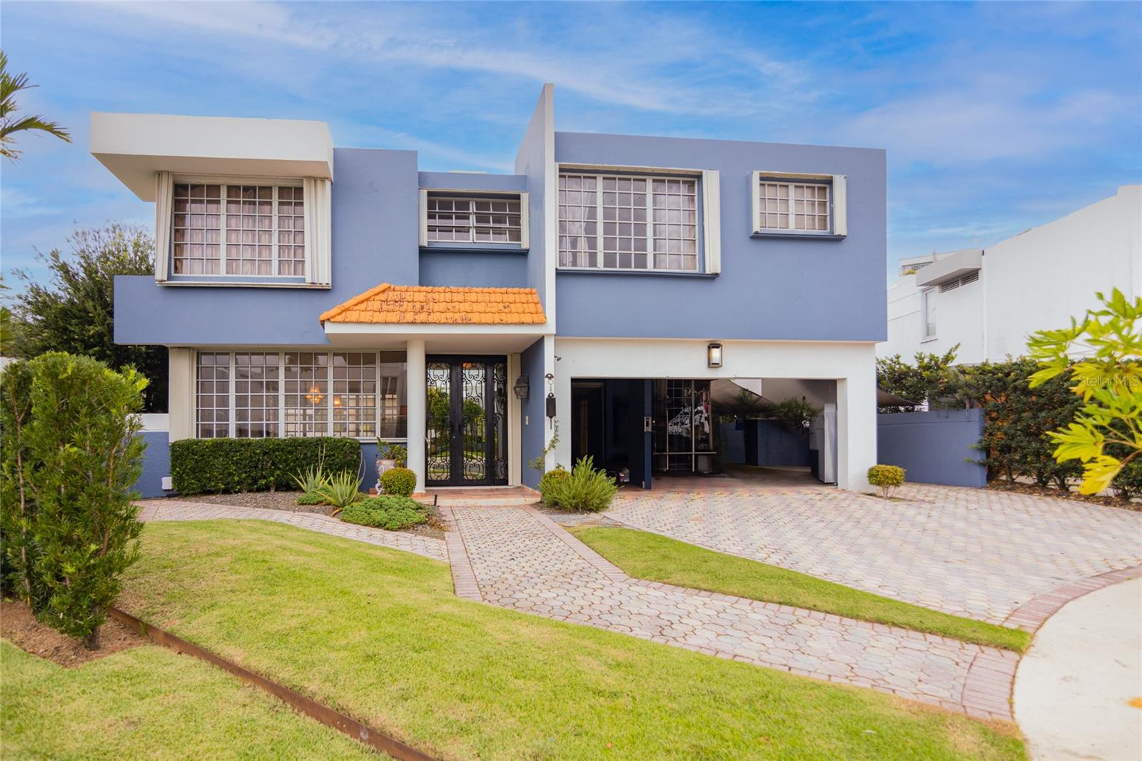 Homes for sale in San Juan, PR | 21 Pque Tivoli | Paseo Del Parque, San Juan, PR 00926 | MLS# PR9121051