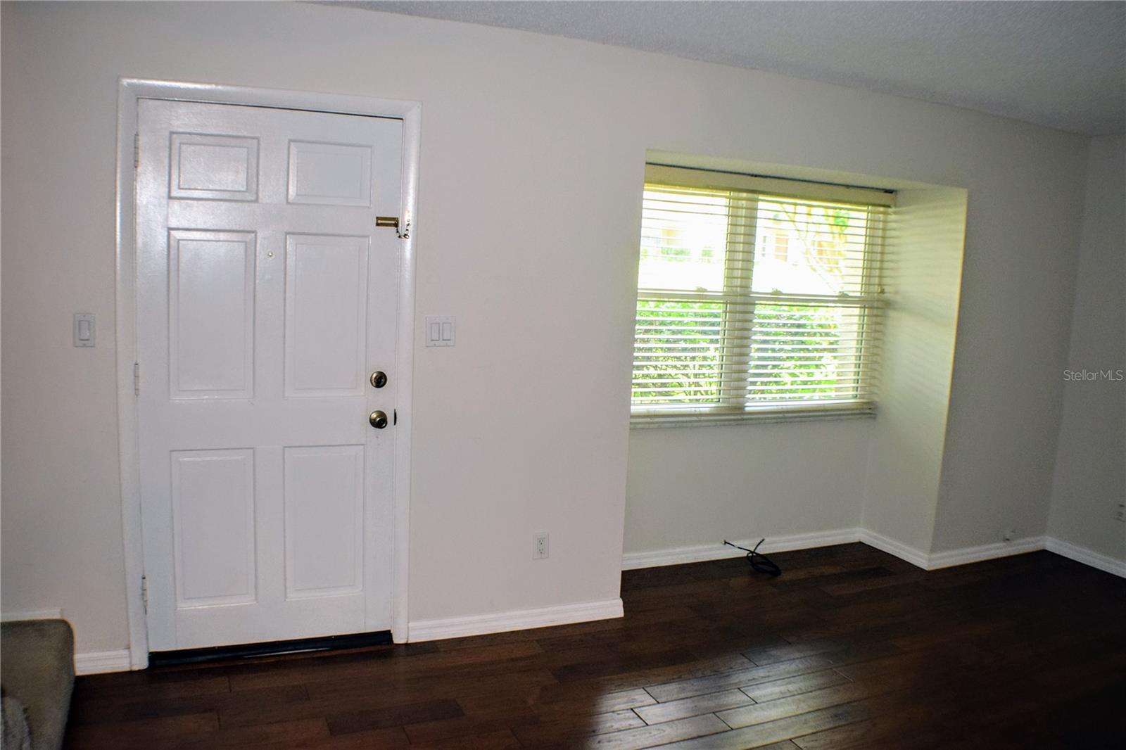 Homes for sale in Maitland, FL | 814 Park Lake Cir #8, Maitland, FL 32751 | MLS# O6404876