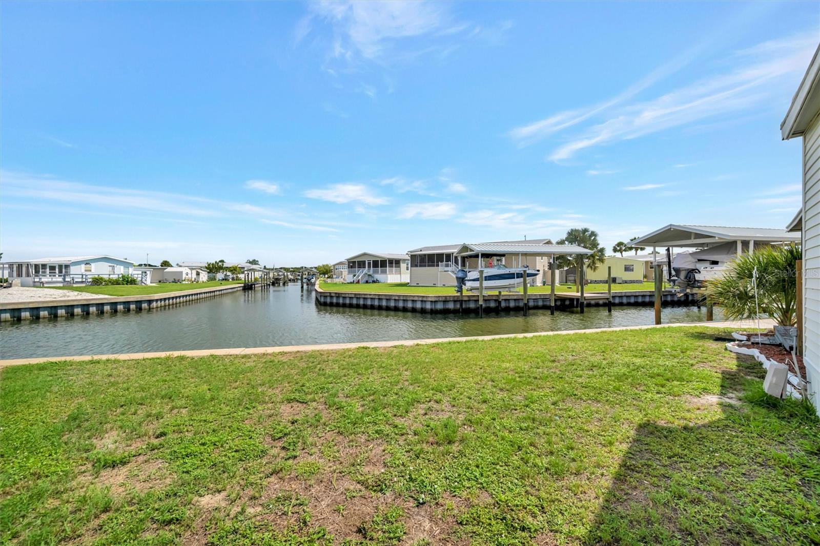 Homes for sale in Apollo Beach, FL | 162 S Saint Thomas Cir, Apollo Beach, FL 33572 | MLS# TB8505246