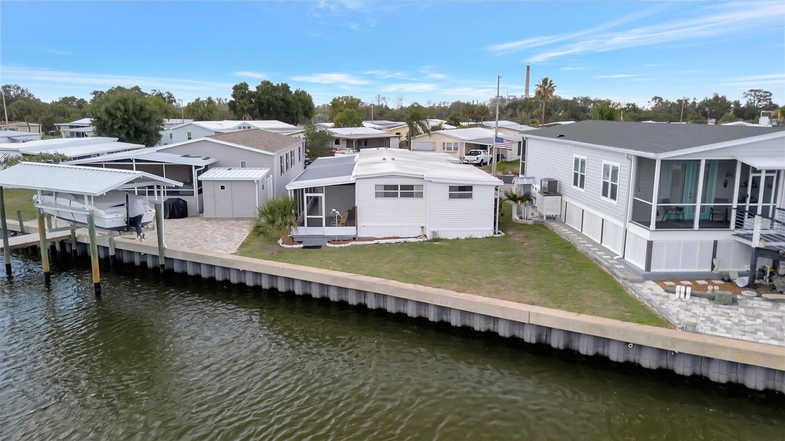 Homes for sale in Apollo Beach, FL | 162 S Saint Thomas Cir, Apollo Beach, FL 33572 | MLS# TB8505246