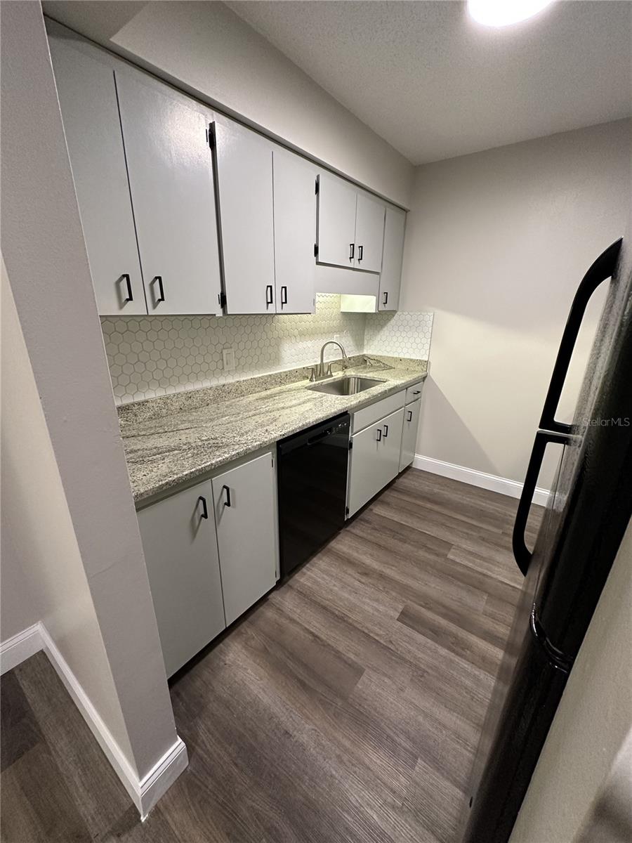 5th image of 165 Picardy Villa Cir #202, Brandon, FL 33510 | MLS# TB8505798