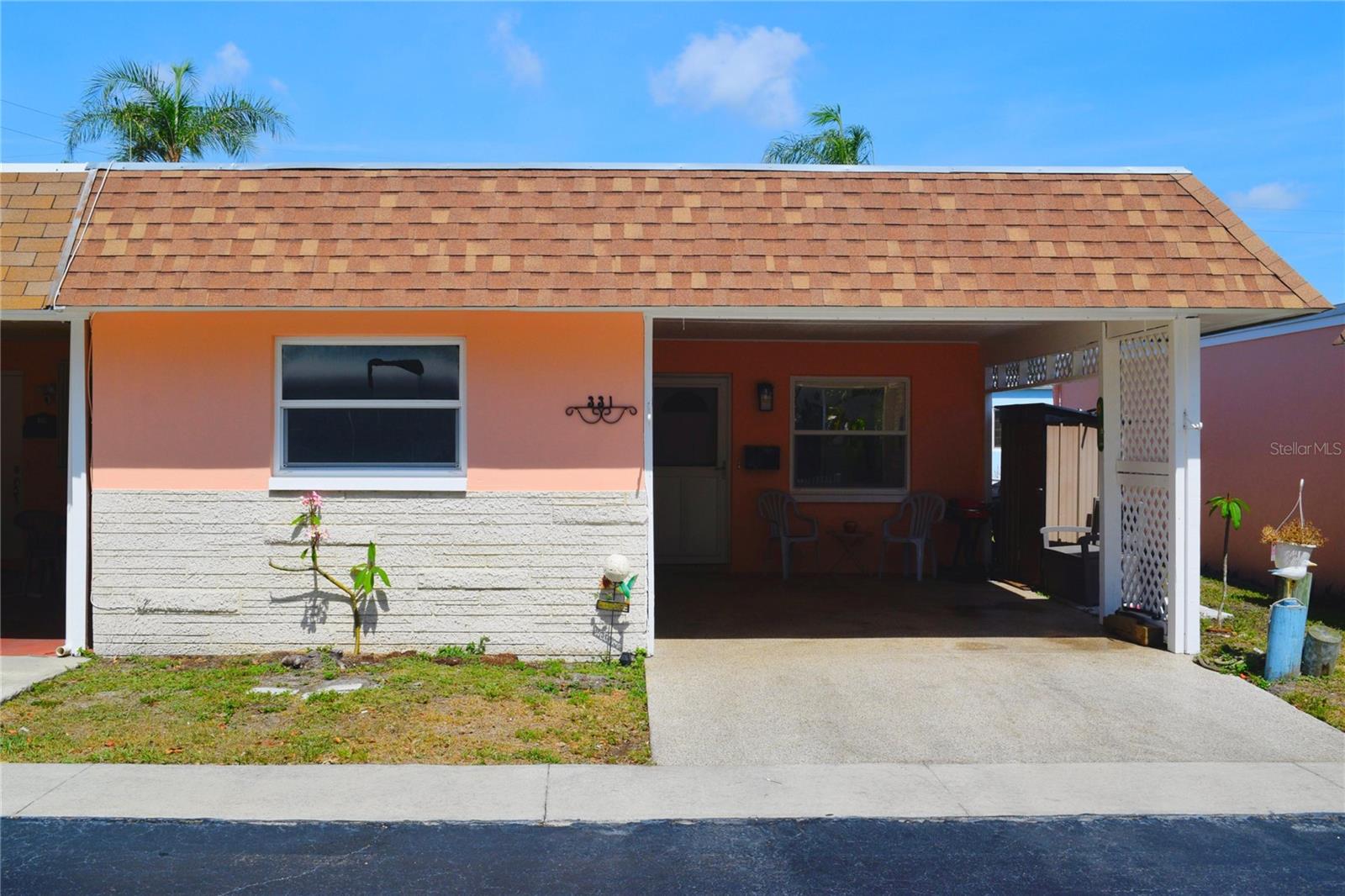 2nd image of 331 Sky Loch Dr W, Dunedin, FL 34698 | MLS# TB8506103