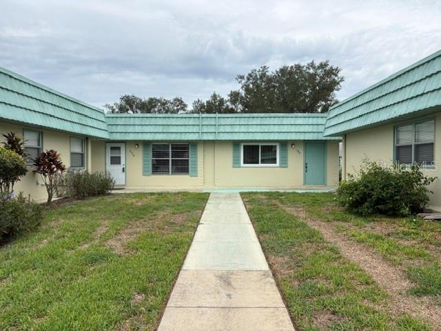 3rd image of 101 Cambridge Trl, SUN CITY CENTER, FL 33573