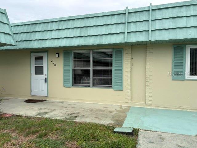 2nd image of 101 Cambridge Trl, SUN CITY CENTER, FL 33573