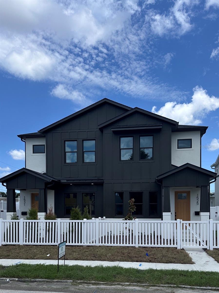1st image of 1531 29th Ave N, Saint Petersburg, FL 33704 | MLS# TB8506296
