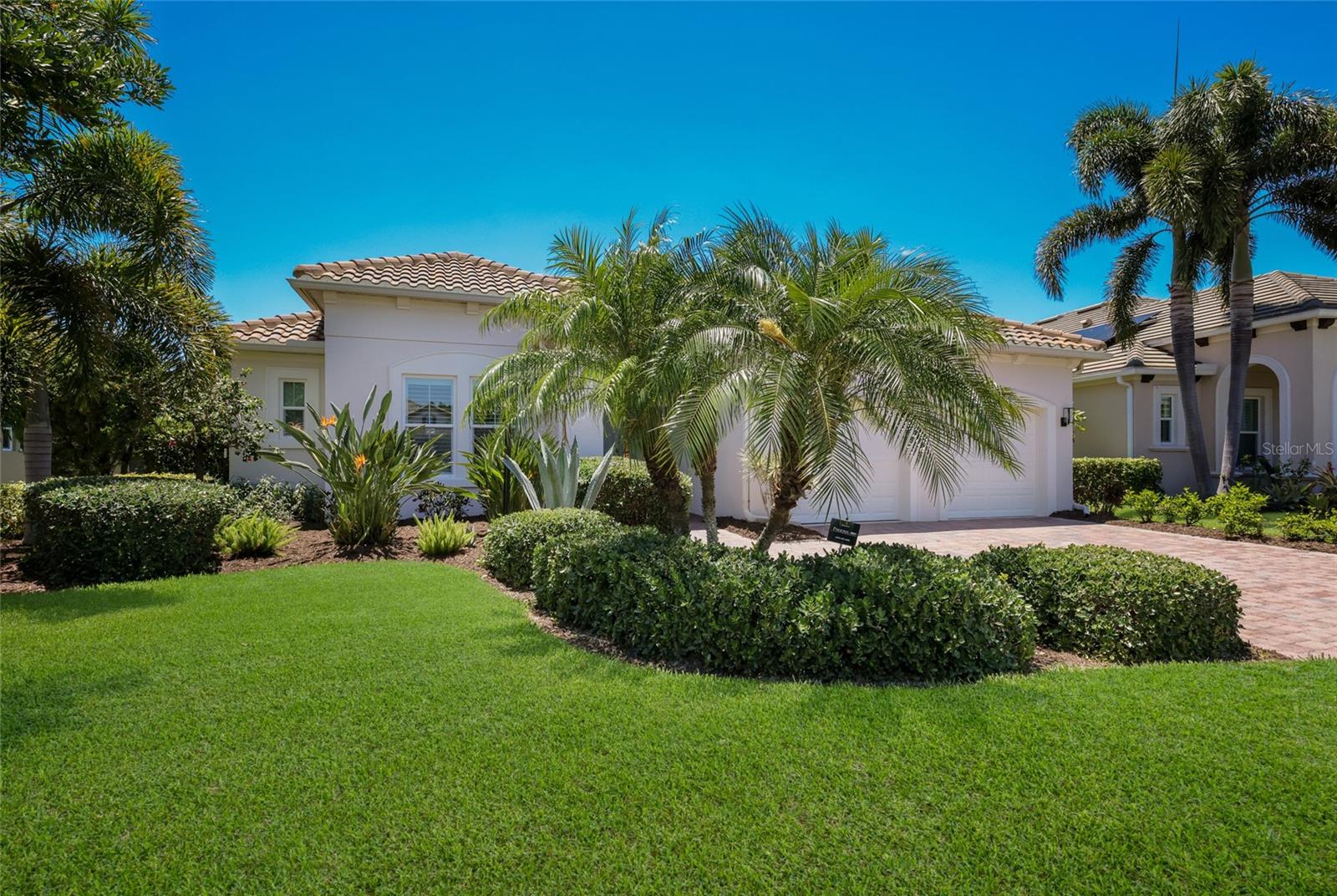 3rd image of 4821 Royal Dornoch Cir, Bradenton, FL 34211 | MLS# A4693239