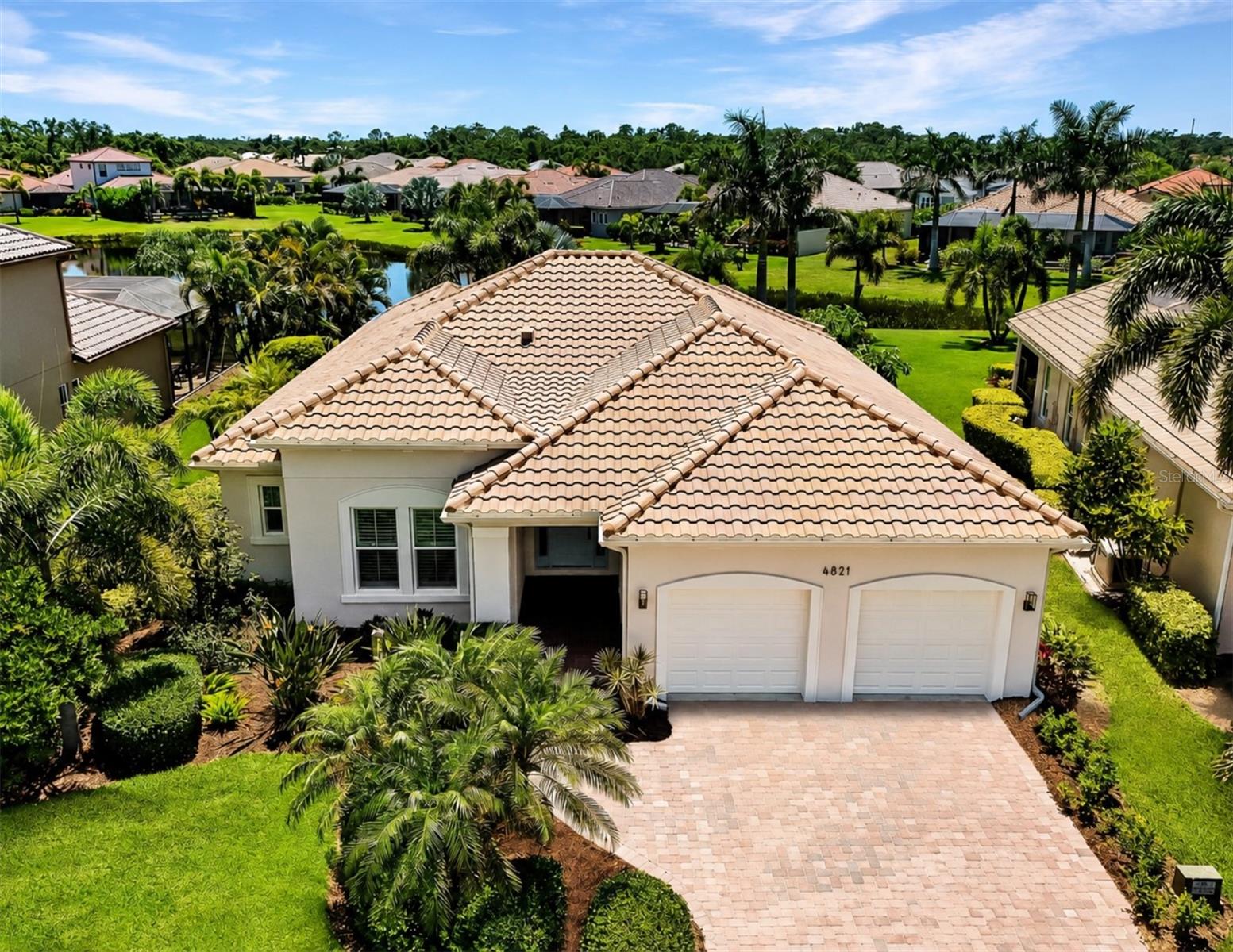 1st image of 4821 Royal Dornoch Cir, Bradenton, FL 34211 | MLS# A4693239