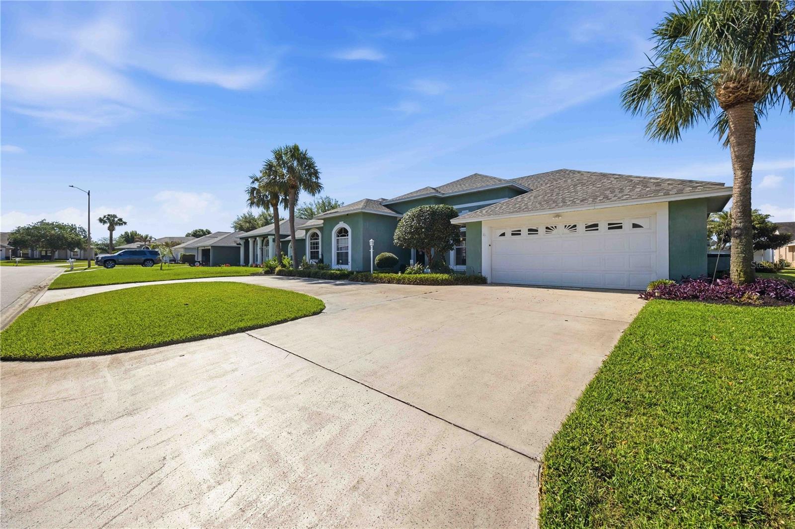 3rd image of 355 Ruby Lake Loop, Winter Haven, FL 33884 | MLS# K4903491