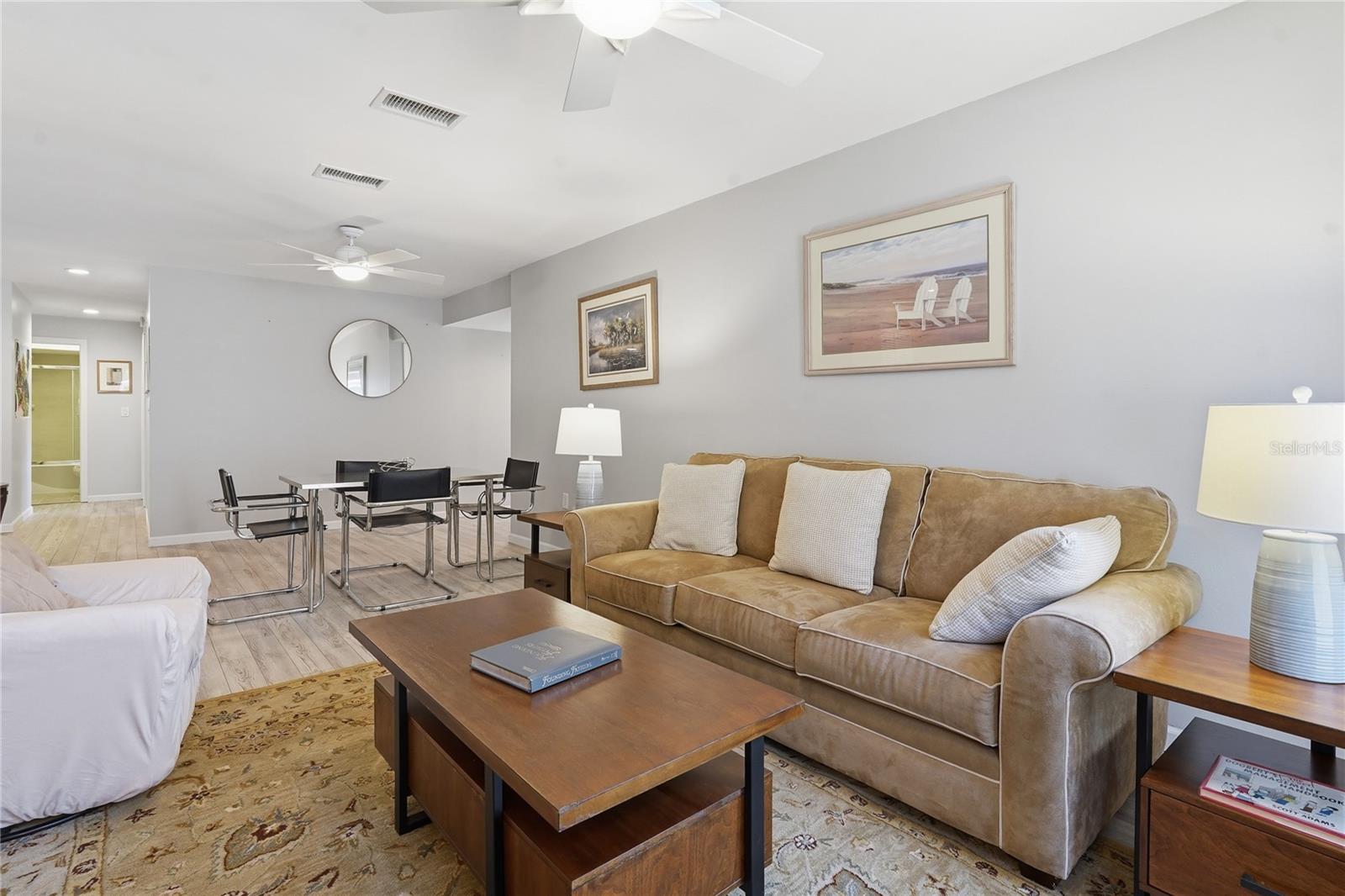 5th image of 1634 Dale Cir N, Dunedin, FL 34698 | MLS# TB8509203