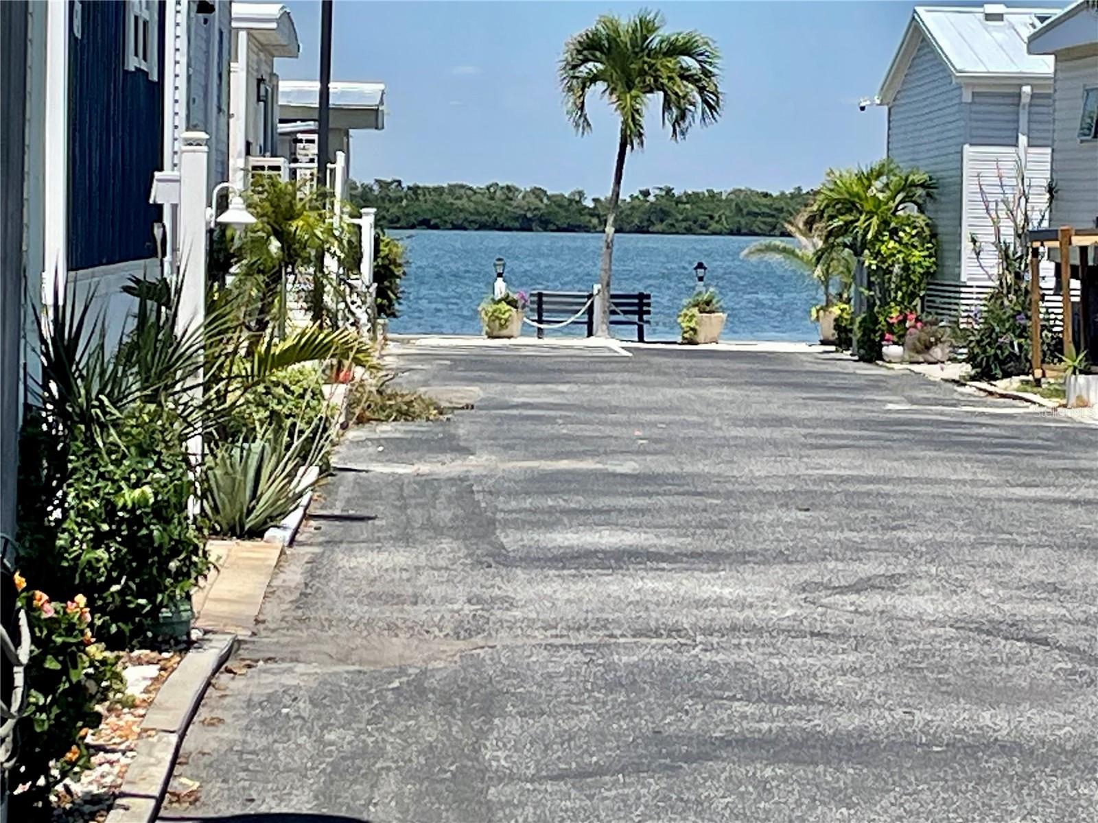 4th image of 3710 Gulf Of Mexico Dr #G20, Longboat Key, FL 34228 | MLS# A4693944