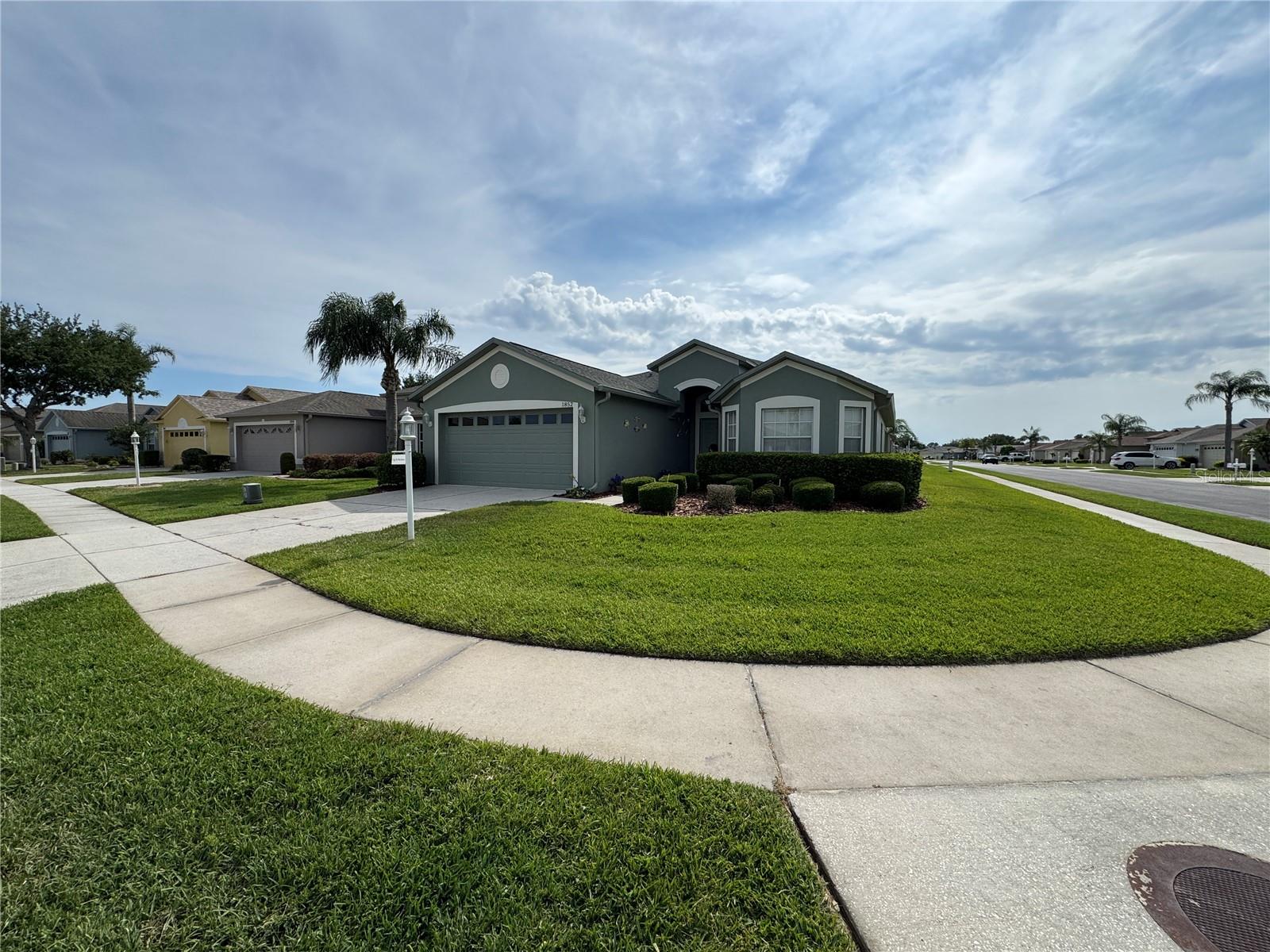 4th image of 1852 Arbor Knoll Loop, Trinity, FL 34655 | MLS# TB8509663