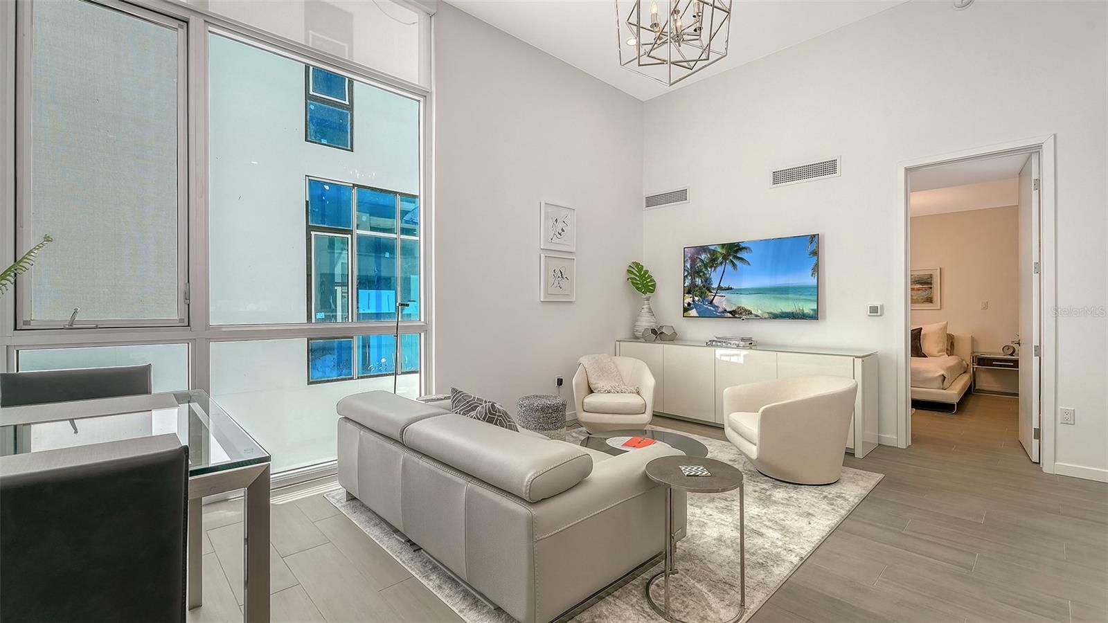 5th image of 1350 5Th St, Sarasota, FL 34236
