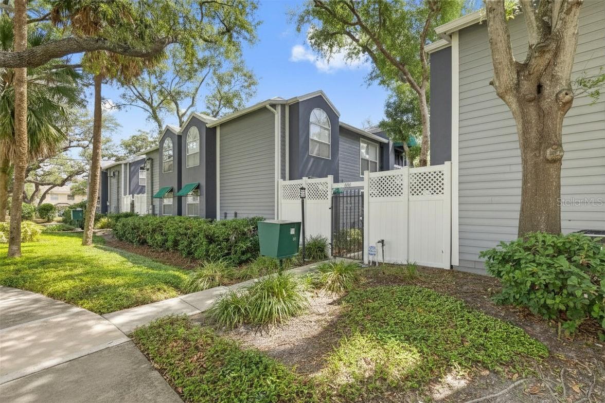 Homes for sale in Tampa, FL | 606 S Albany Ave #2, Tampa, FL 33606 | MLS# TB8510356