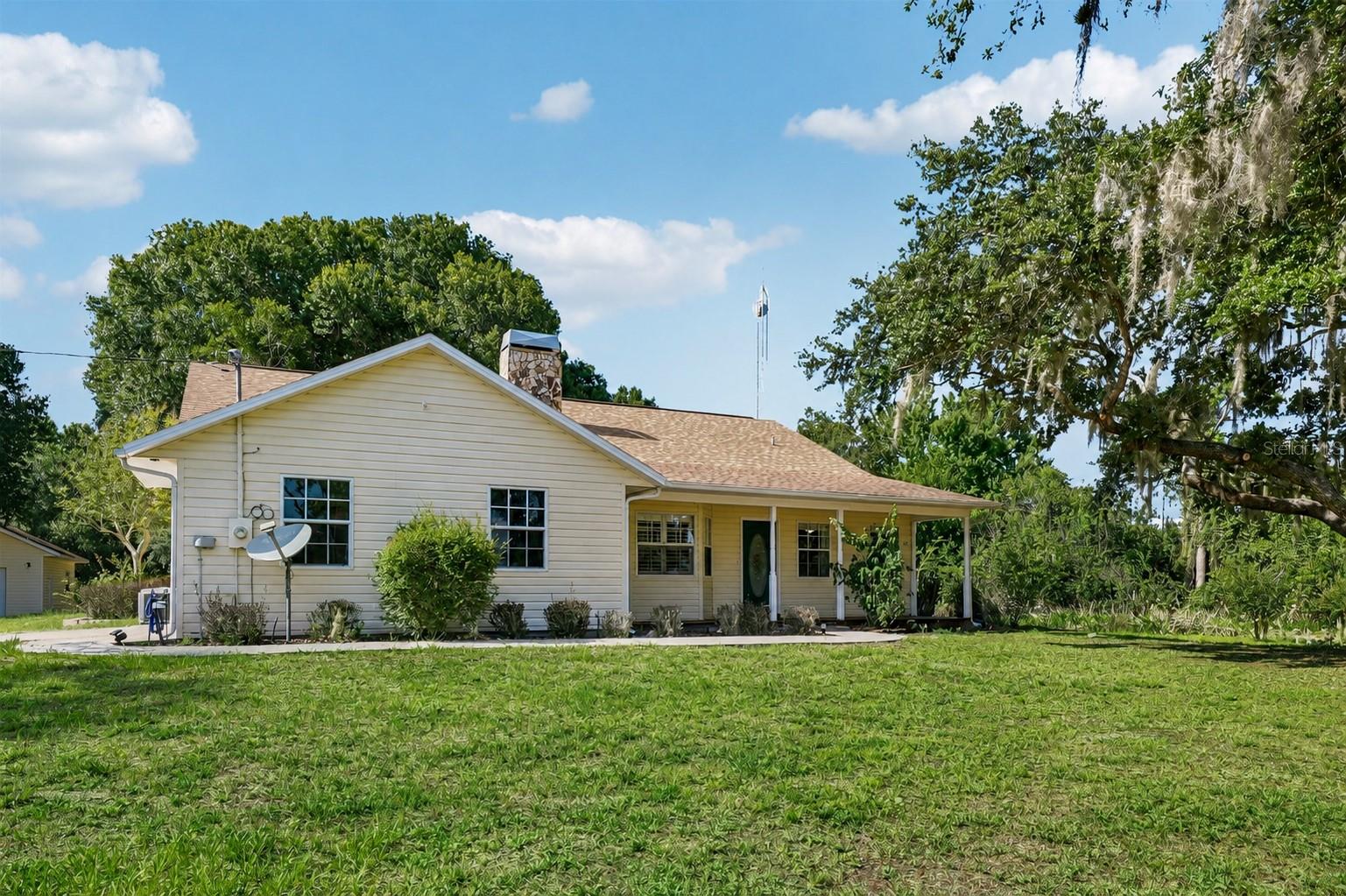 2nd image of 204 Jefferson Dr, Lake Placid, FL 33852 | MLS# L4962044