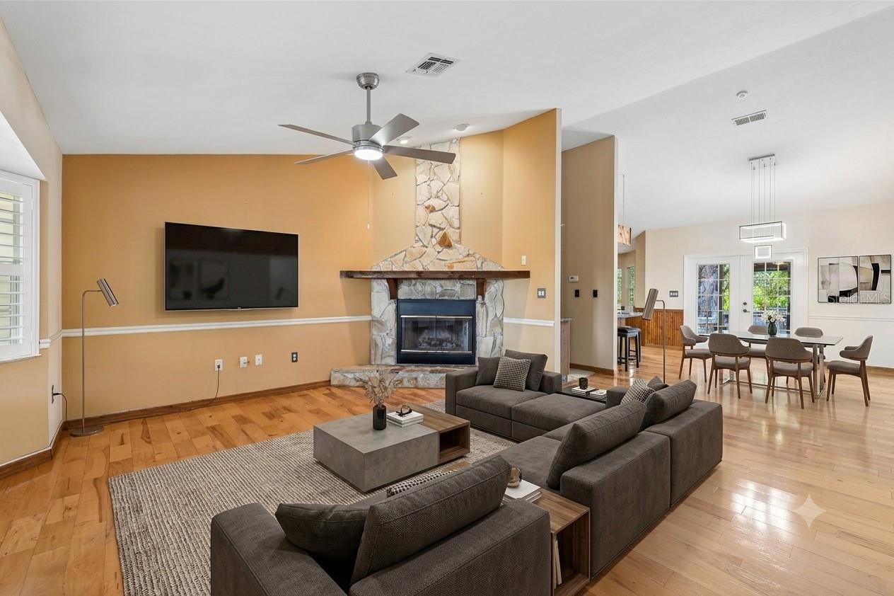 3rd image of 204 Jefferson Dr, Lake Placid, FL 33852 | MLS# L4962044