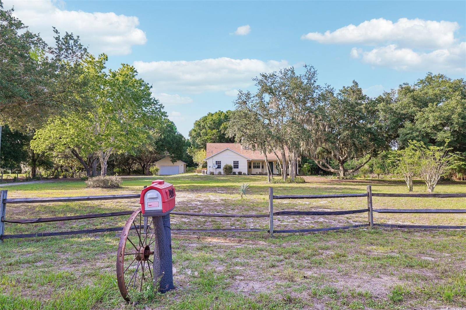 60th image of 204 Jefferson Dr, Lake Placid, FL 33852 | MLS# L4962044