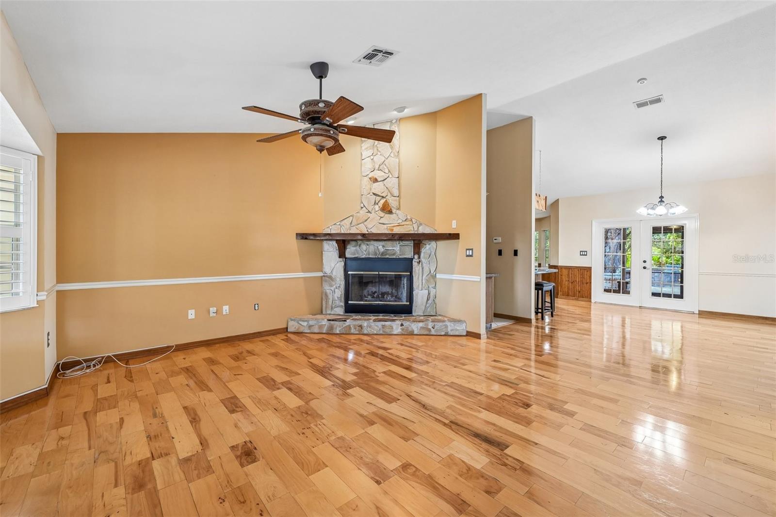 4th image of 204 Jefferson Dr, Lake Placid, FL 33852 | MLS# L4962044