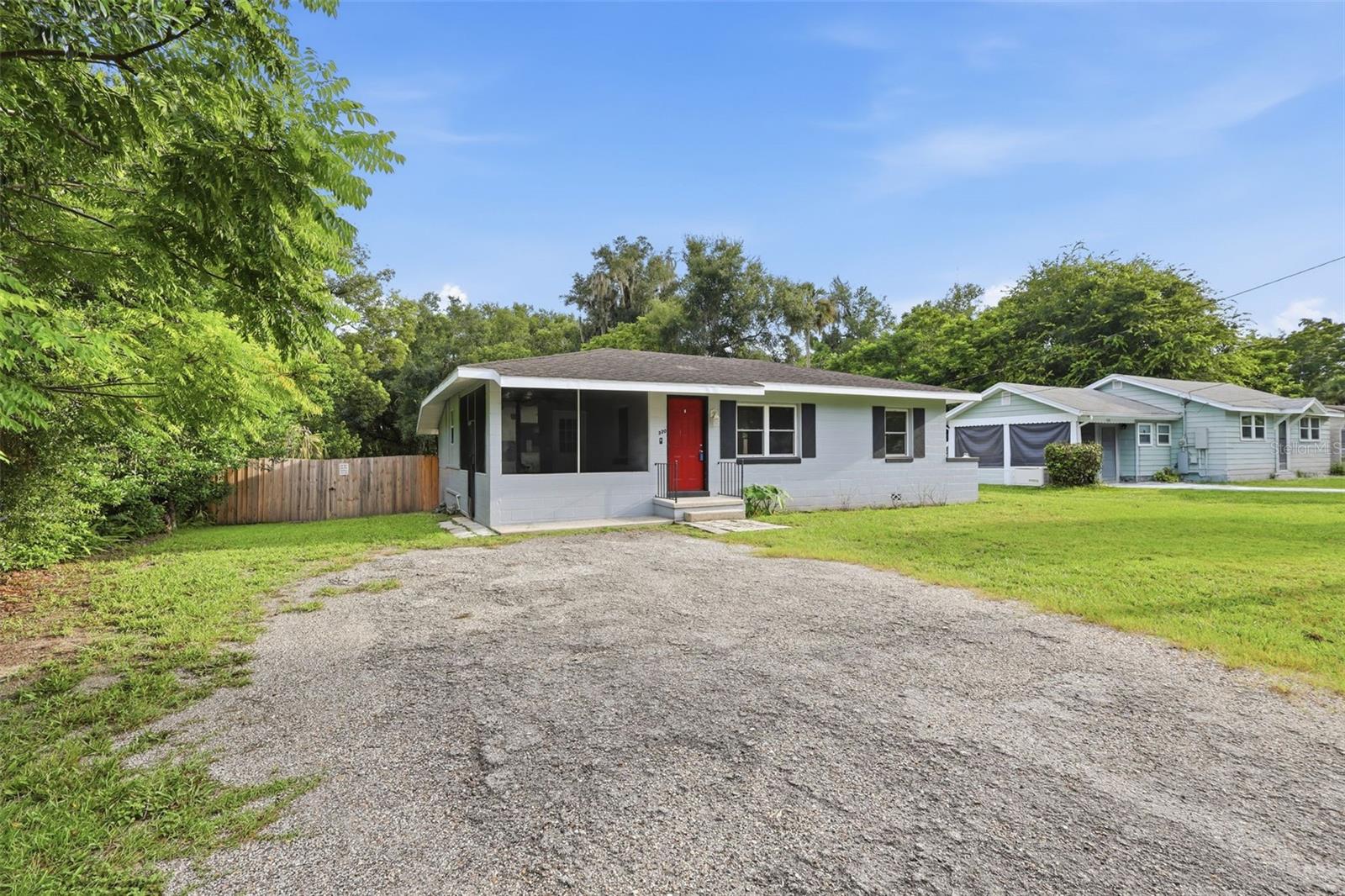 2nd image of 320 W Graves Ave, Orange City, FL 32763 | MLS# V4949205