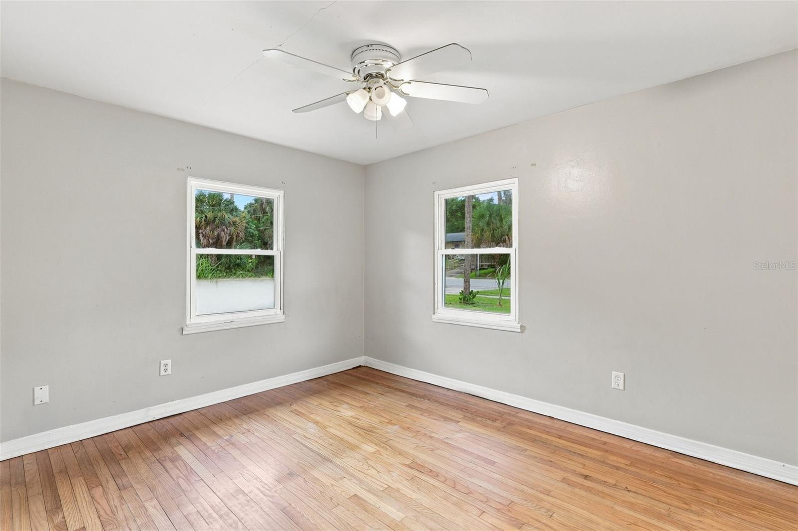 5th image of 320 W Graves Ave, Orange City, FL 32763 | MLS# V4949205