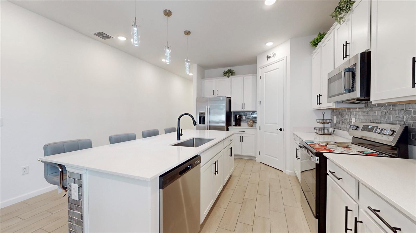 2nd image of 2303 Jagger Ln, Eagle Lake, FL 33839 | MLS# G5112687