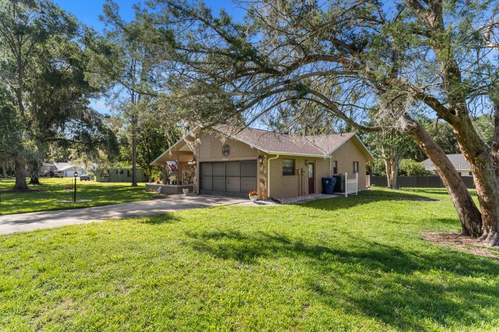 Homes for sale in Brooksville, FL | 24088 Eppley Dr, Brooksville, FL 34601 | MLS# W7886020