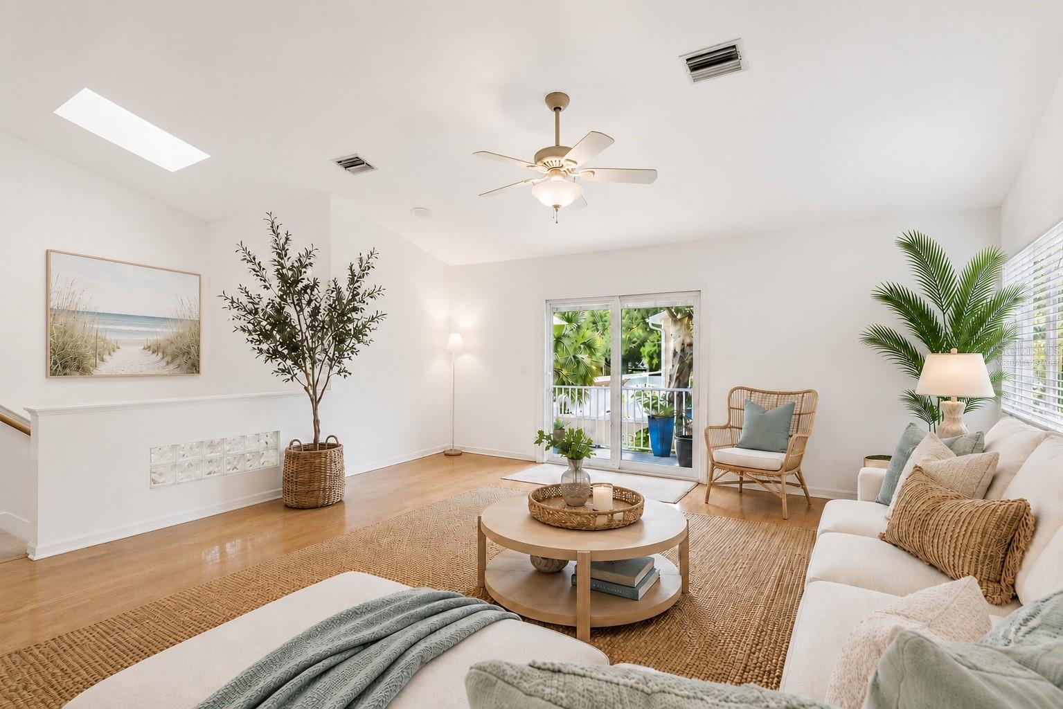 4th image of 755 San Christopher Dr, Dunedin, FL 34698 | MLS# TB8511556