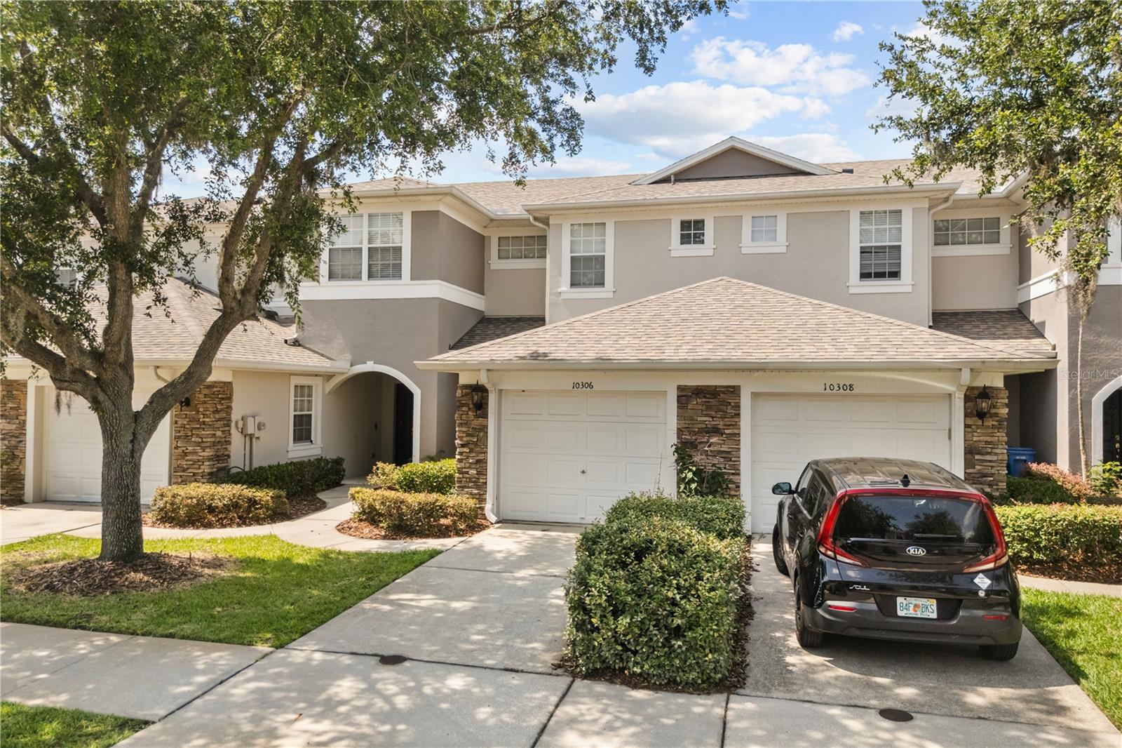 Homes for sale in Tampa, FL | 10306 Stone Moss Ave, Tampa, FL 33647 | MLS# TB8511604
