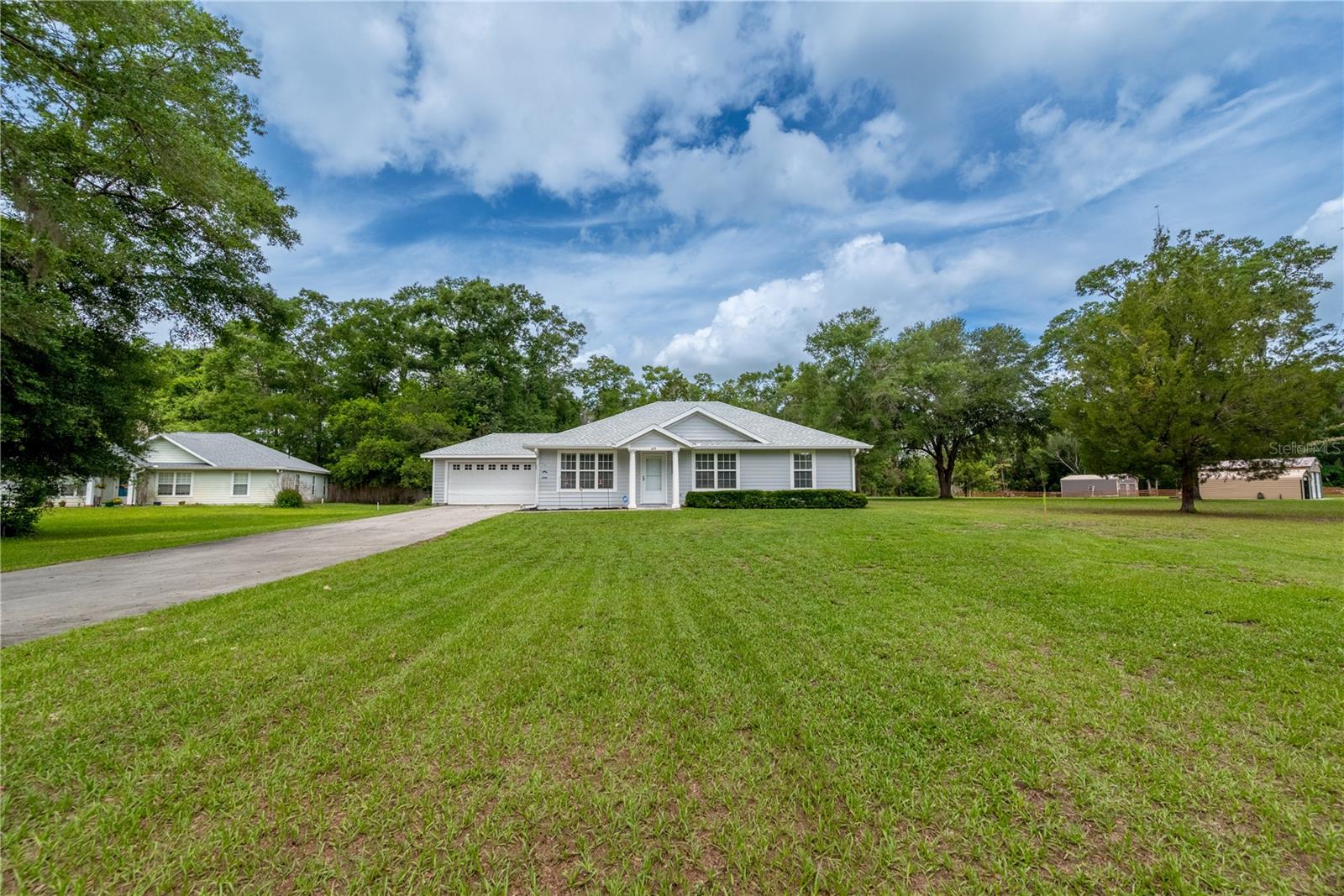 Homes for sale in Fort White, FL | 229 Sw Caboose Dr, Fort White, FL 32038 | MLS# L4962175