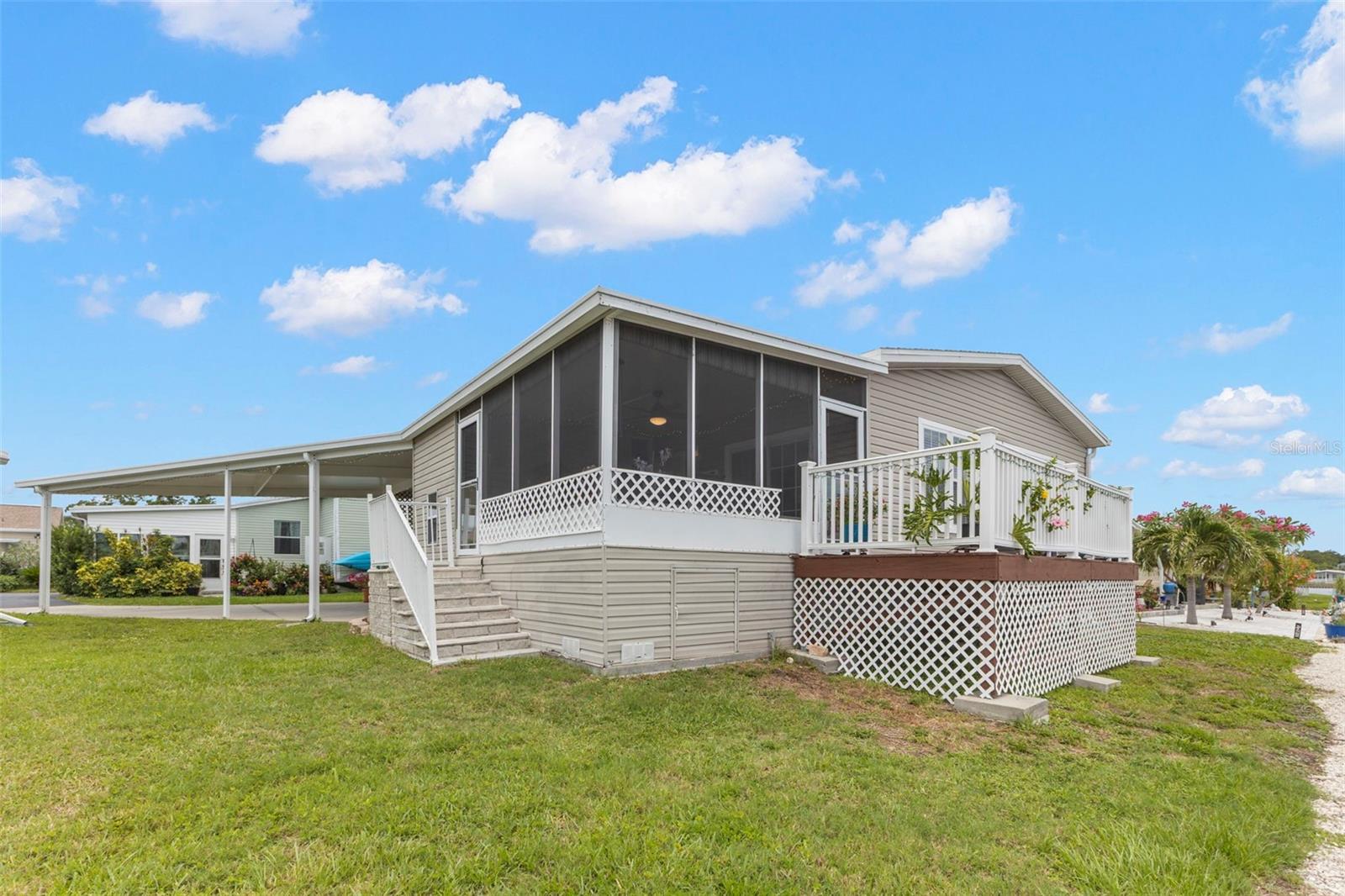 5th image of 124 Americana Ct Ne #214, St Petersburg, FL 33702 | MLS# TB8512099