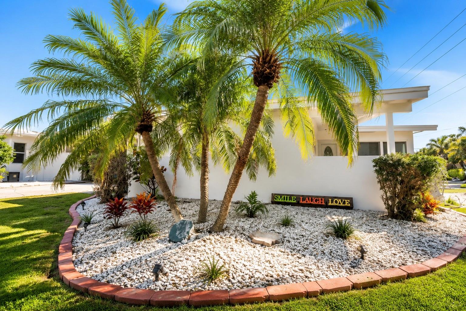 23rd image of 301 41st Ave, St Pete Beach, FL 33706 | MLS# TB8512325