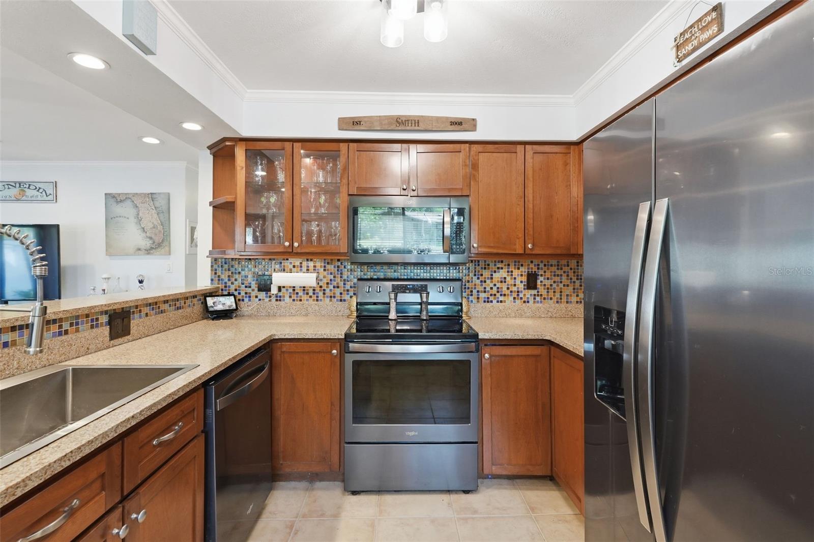 4th image of 961 Lexington Dr, Dunedin, FL 34698 | MLS# TB8512558