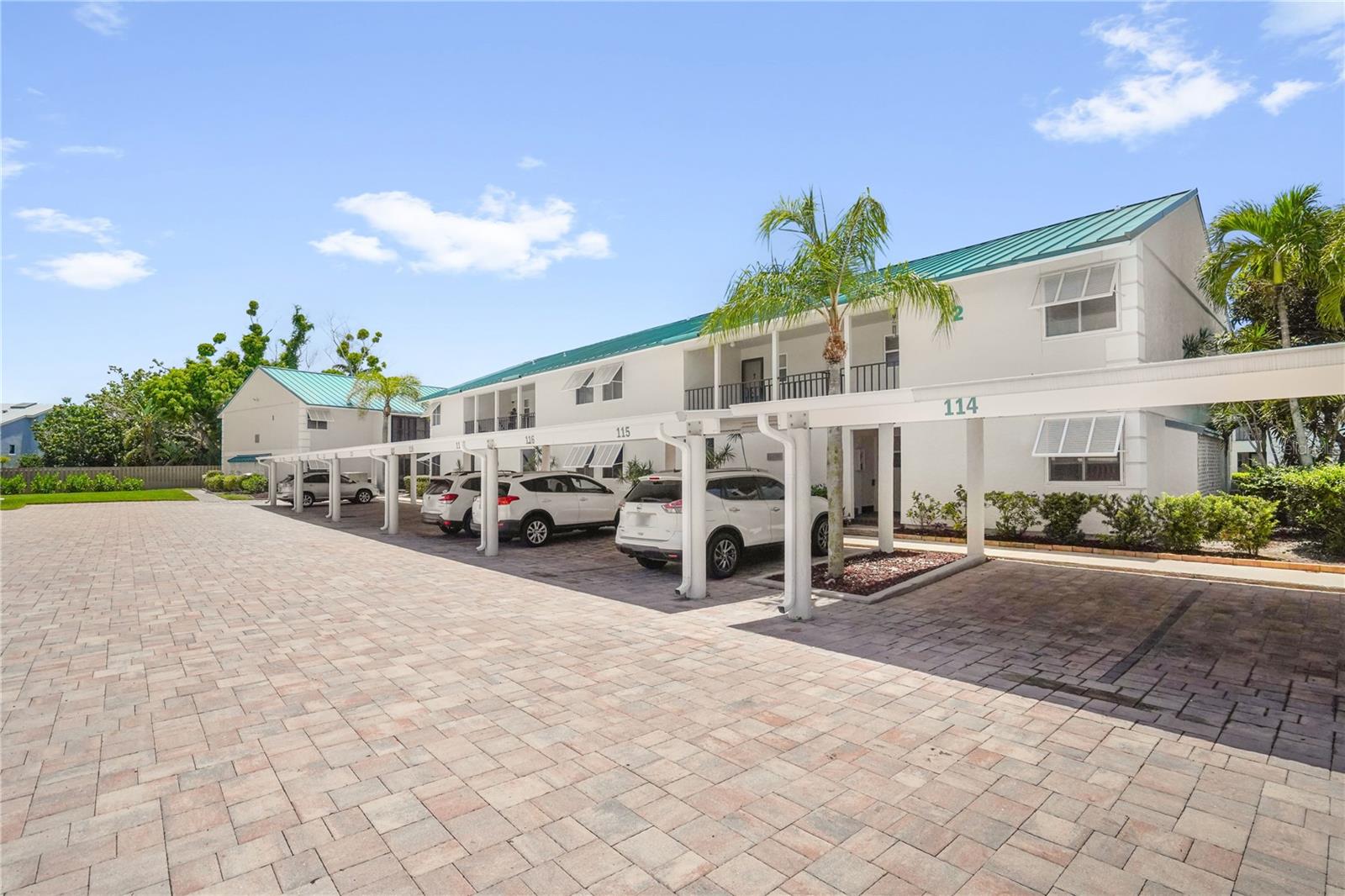 Homes for sale in Sarasota, FL | 5673 Midnight Pass Rd #201, Sarasota, FL 34242 | MLS# A4694956