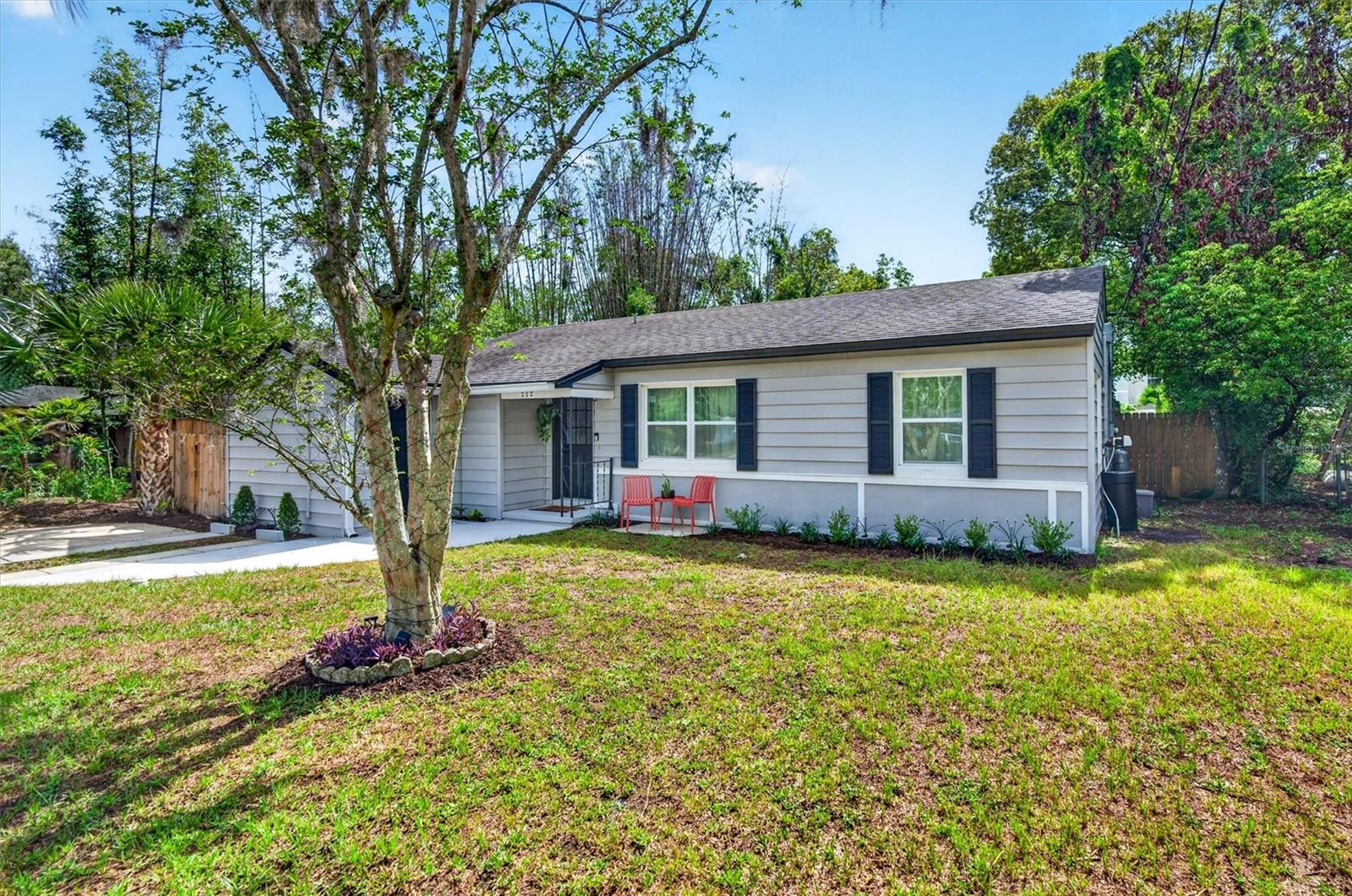 Homes for sale in Orlando, FL | 212 S Glenwood Ave, Orlando, FL 32803 | MLS# O6411514