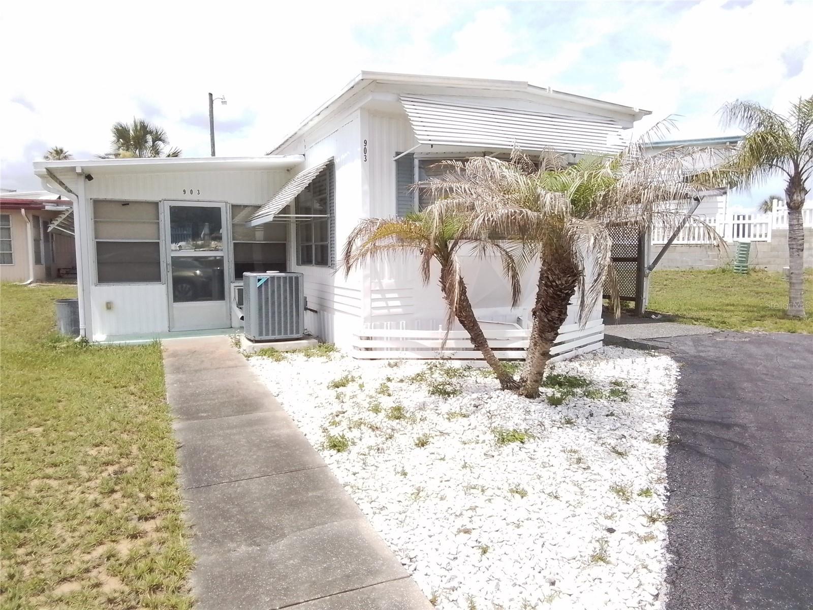 Homes for sale in Leesburg, FL | 903 Mark Rd, Leesburg, FL 34748 | MLS# G5112998