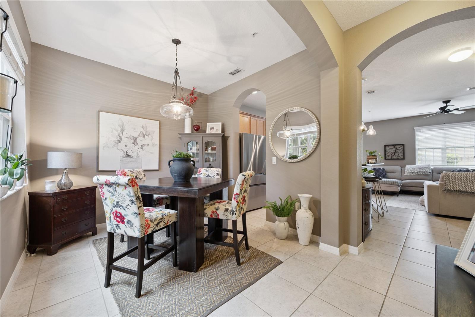 Homes for sale in Orlando, FL | 7964 Edgewood Forest Dr, Orlando, FL 32827 | MLS# O6411769