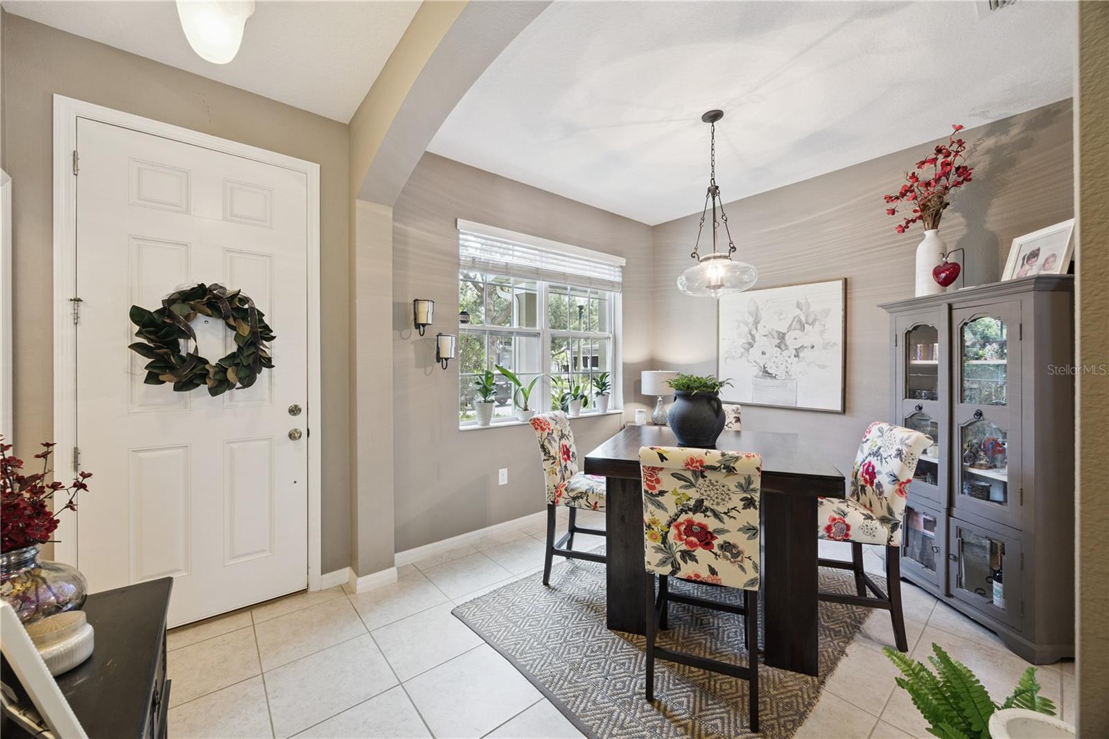 Homes for sale in Orlando, FL | 7964 Edgewood Forest Dr, Orlando, FL 32827 | MLS# O6411769