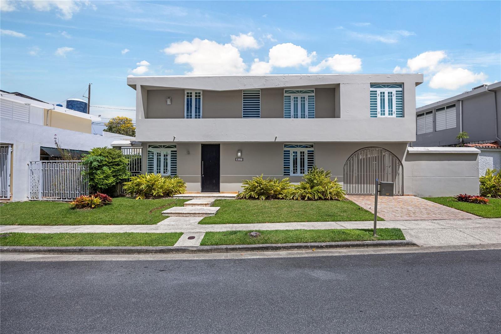 Homes for sale in Guaynabo, PR | Calle 6 H17 Tintillo Gardens, Guaynabo, PR 00966 | MLS# PR9121704