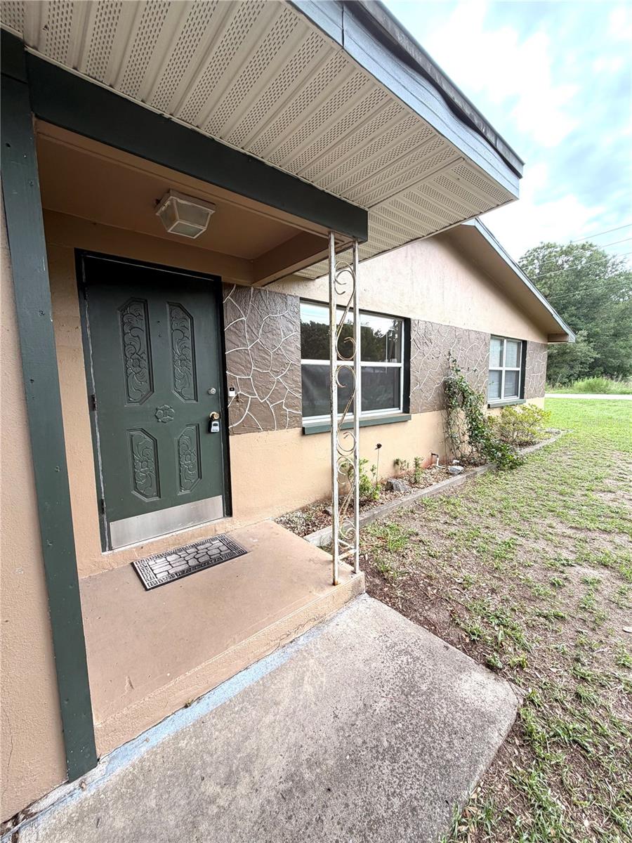 Homes for sale in Dunnellon, FL | 20190 Sw 80th Pl Rd, Dunnellon, FL 34431 | MLS# OM725691