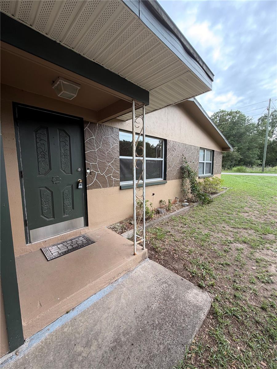 Homes for sale in Dunnellon, FL | 20190 Sw 80Th Pl Rd, Dunnellon, FL 34431 | MLS# OM725691