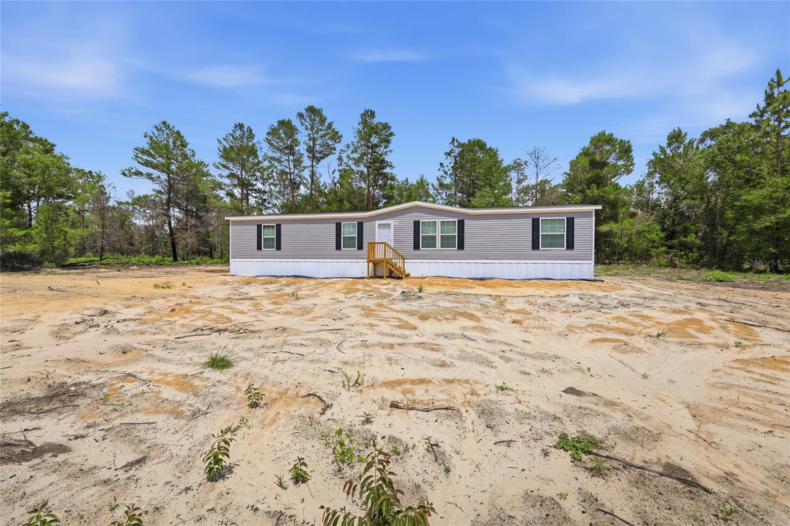 2nd image of 150 19th St, Interlachen, FL 32148 | MLS# GC540777