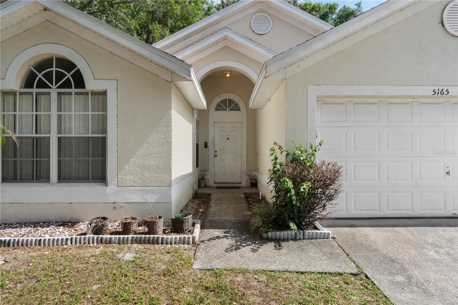 Homes for sale in Orlando, FL | 5165 Innesbrook Ct, Orlando, FL 32808 | MLS# O6412265