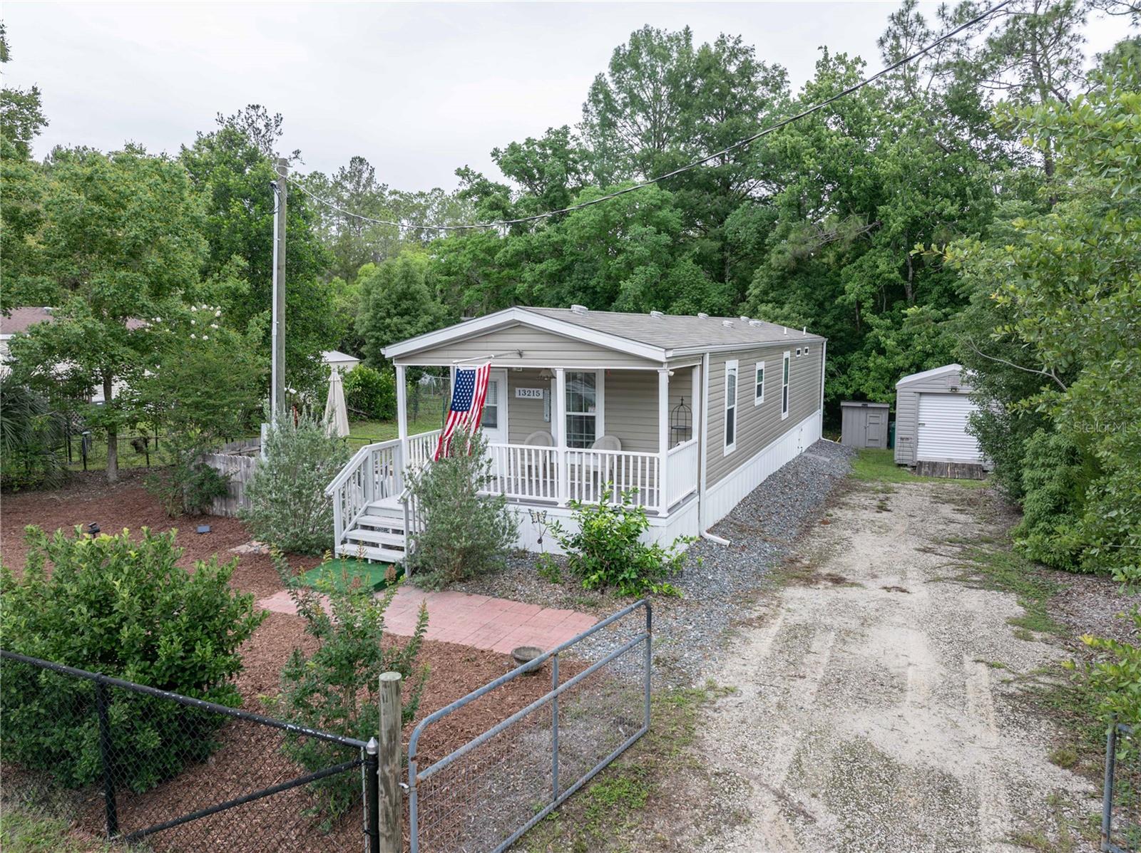 Homes for sale in Silver Springs, FL | 13215 Ne 41St St, Silver Springs, FL 34488 | MLS# OM725738