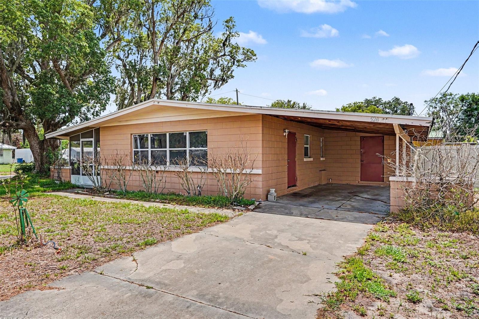 Homes for sale in Fort Meade, FL | 520 S Orange Ave, Fort Meade, FL 33841 | MLS# TB8514125