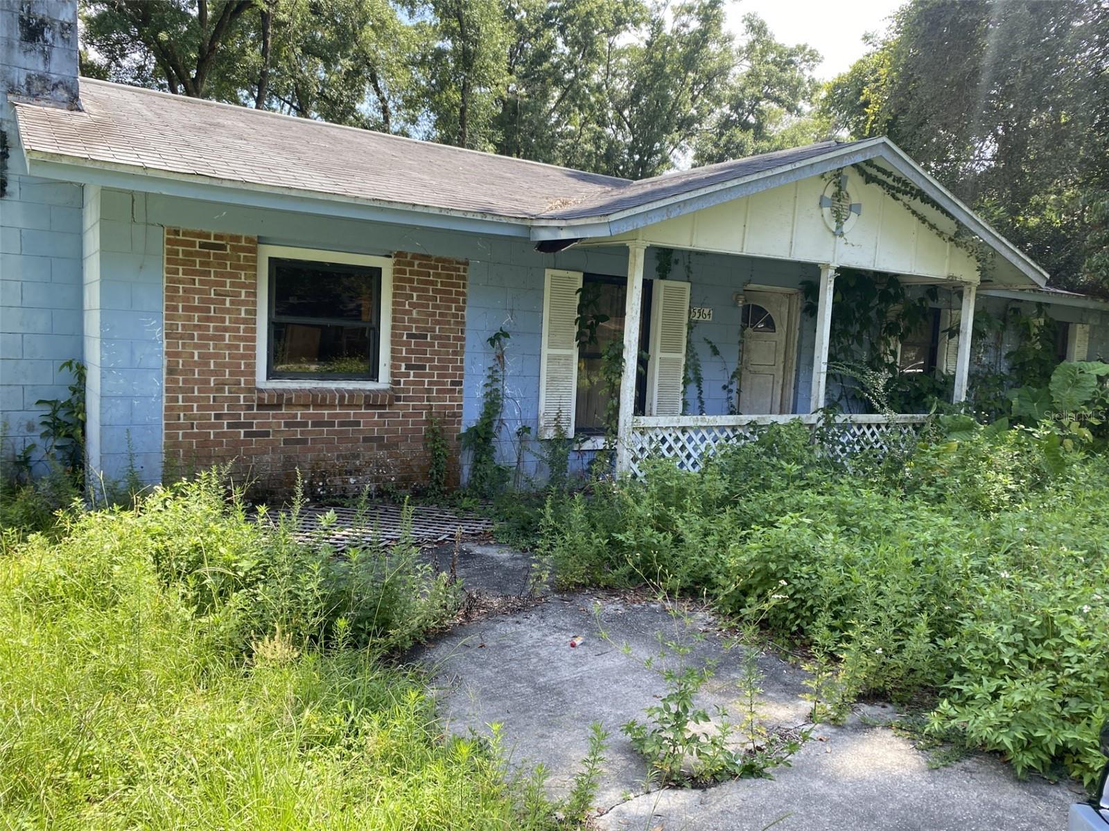 Homes for sale in Ocala, FL | 5564 Nw 63rd Pl, Ocala, FL 34482 | MLS# OM725753