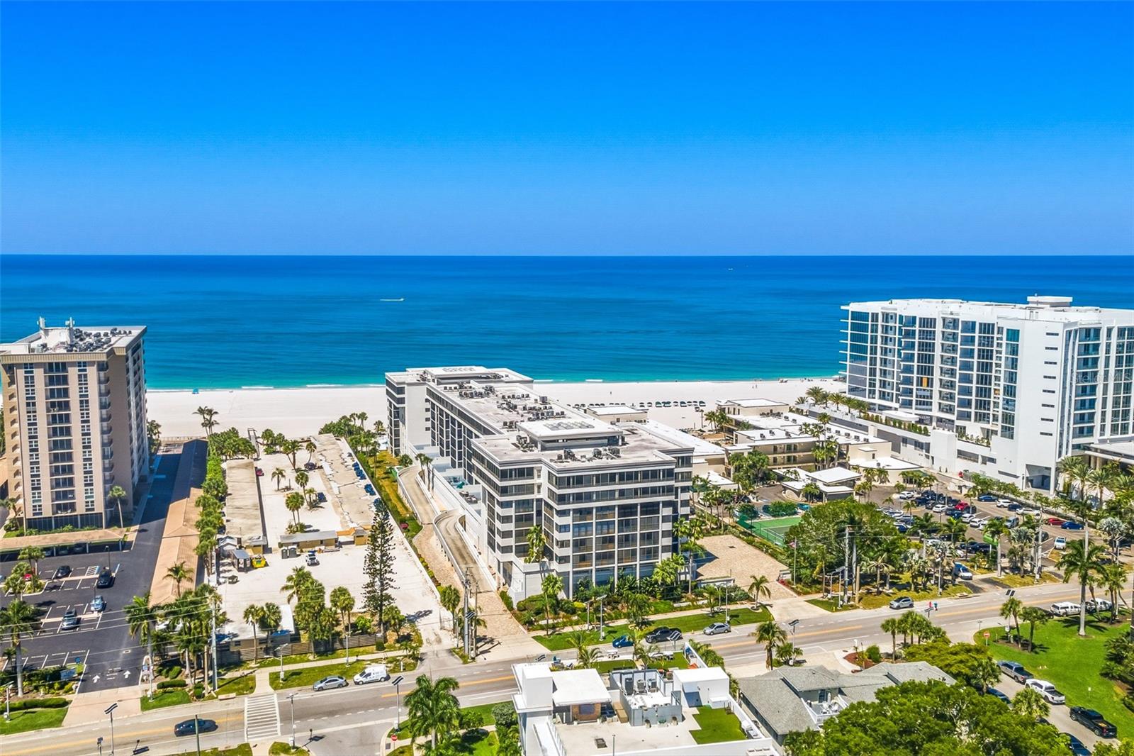 Homes for sale in Sarasota, FL | 1100 Benjamin Franklin Dr, Sarasota, FL 34236