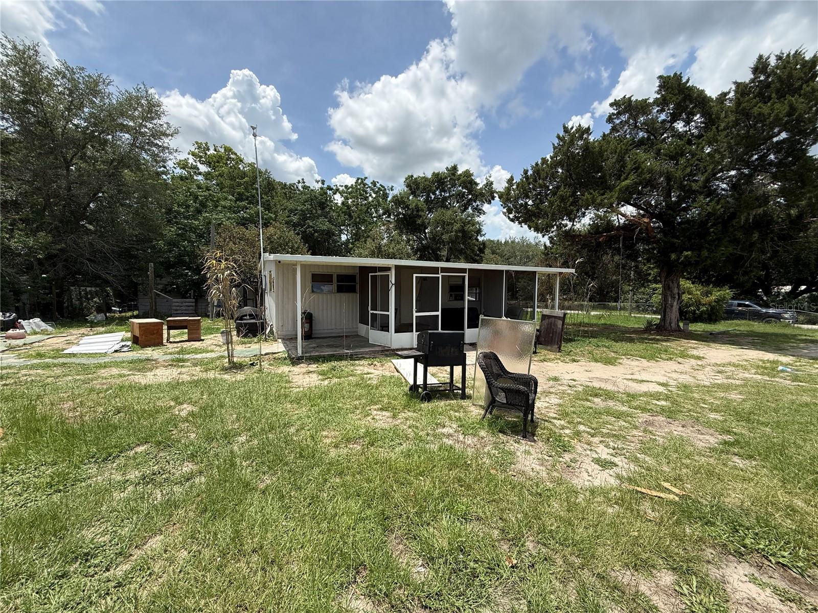 Homes for sale in Ocklawaha, FL | 10360 Se 131St Ln, Ocklawaha, FL 32179 | MLS# OM725829