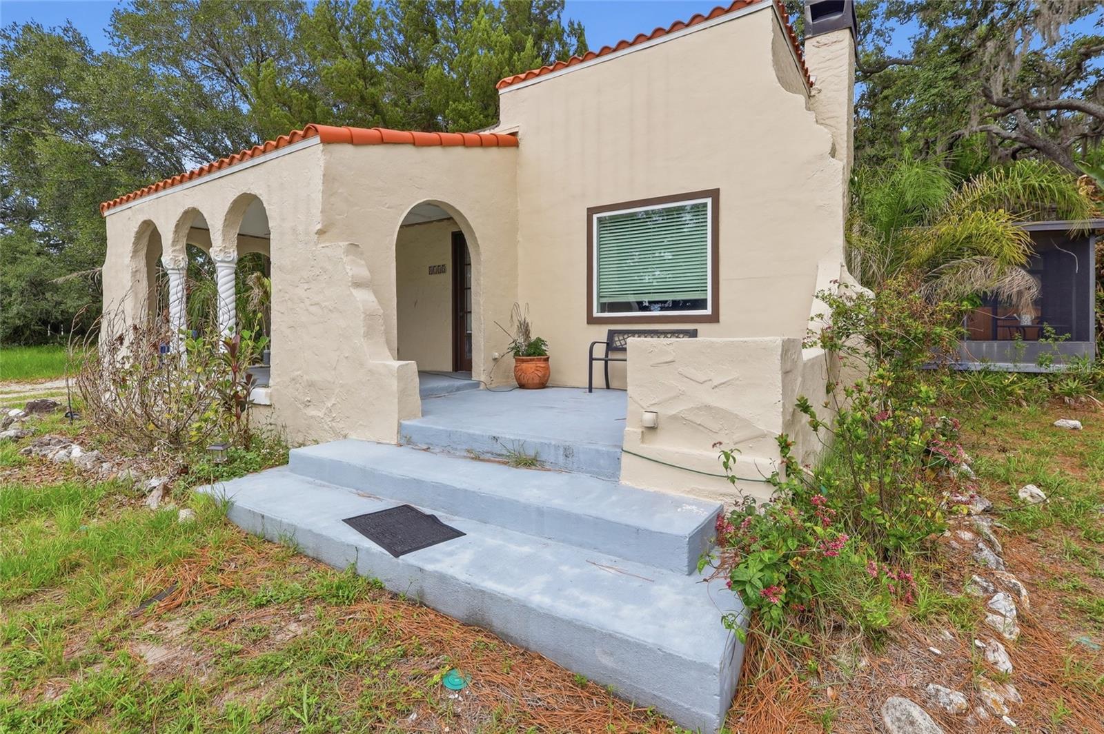 Homes for sale in Tampa, FL | 8115 N 37th St, Tampa, FL 33604 | MLS# TB8514817